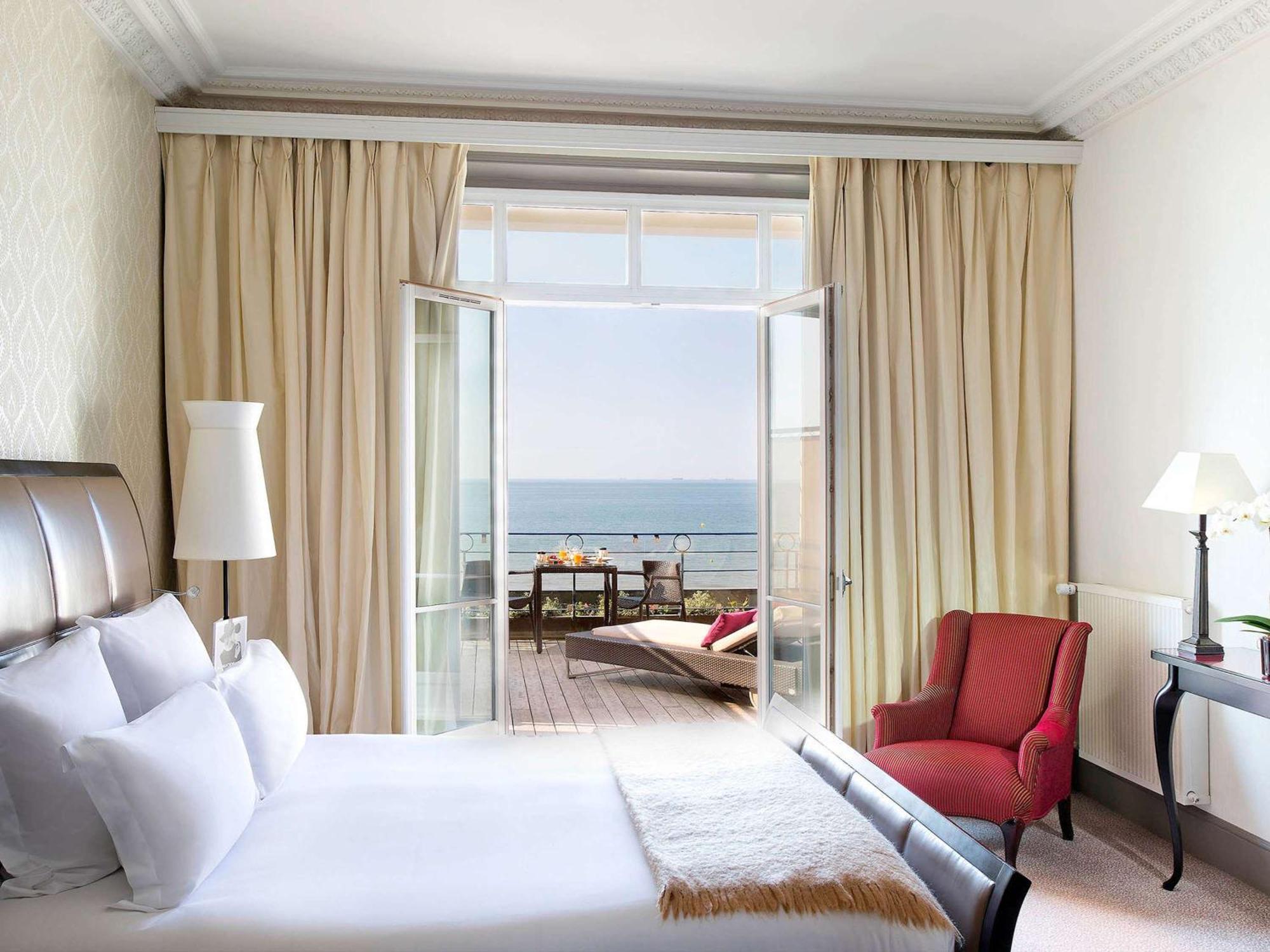 Le Grand Hotel De Cabourg - Mgallery Hotel Collection Exterior photo