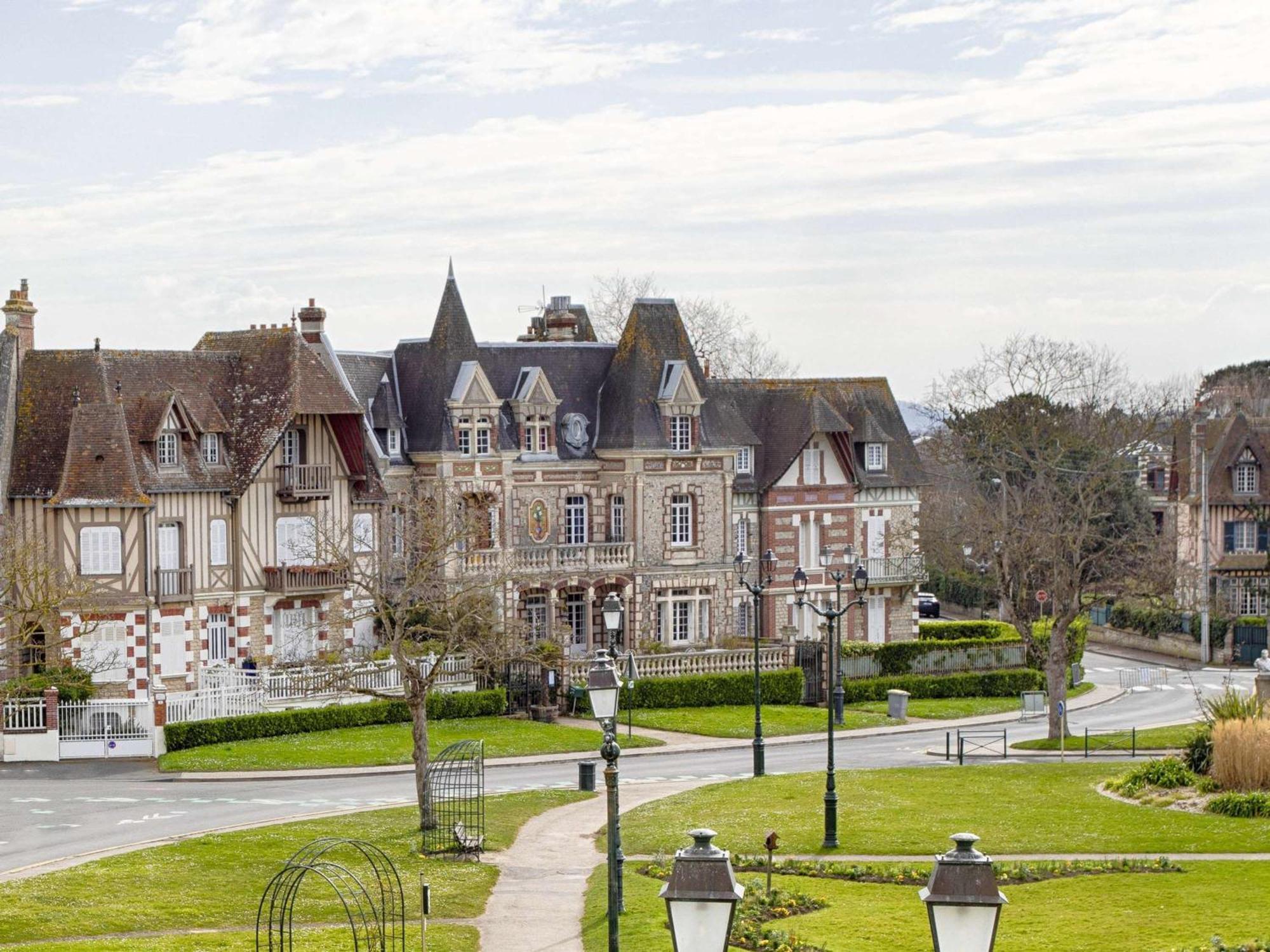 Le Grand Hotel De Cabourg - Mgallery Hotel Collection Exterior photo
